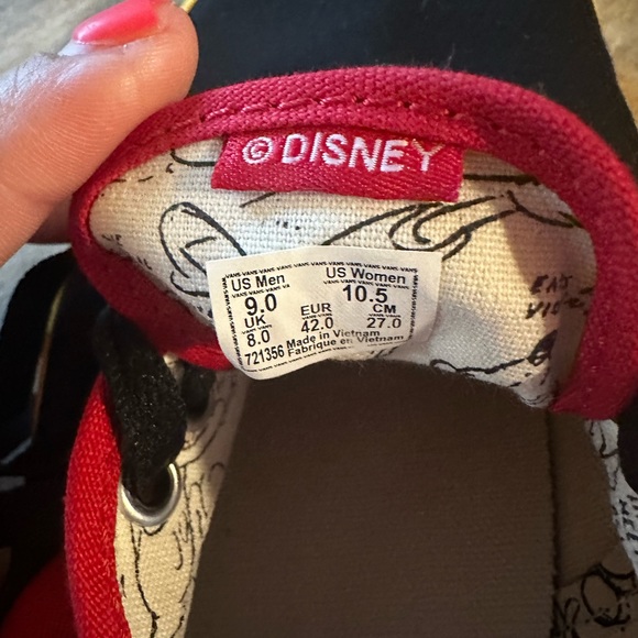 Disney Mickey Mouse Vans - Picture 5 of 5